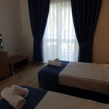 Club Blue White 3*