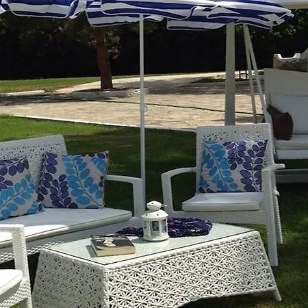 Club Blue White Hotel