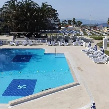 Hotel Club Blue White 3*