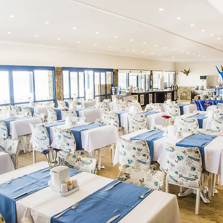 Club Blue White Hotel
