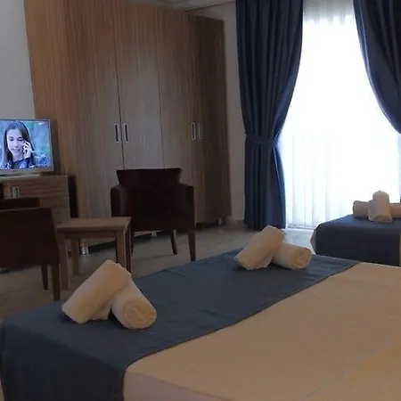 Club Blue White Hotel 3*