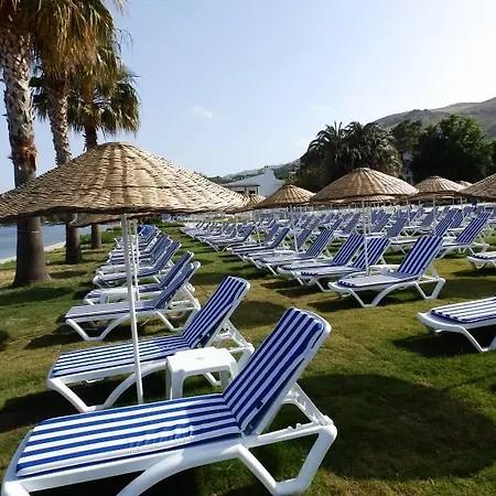 Club Blue White Hotel