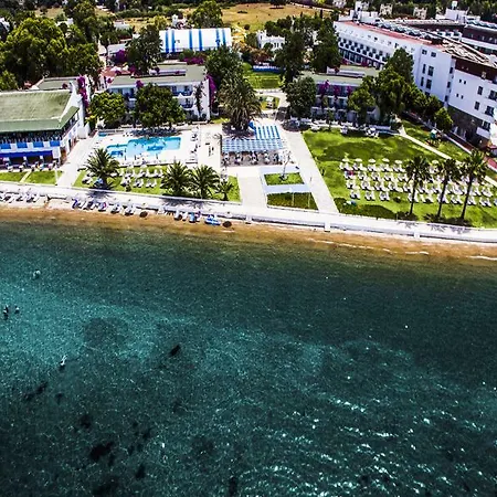 Hotel Club Blue White 3*